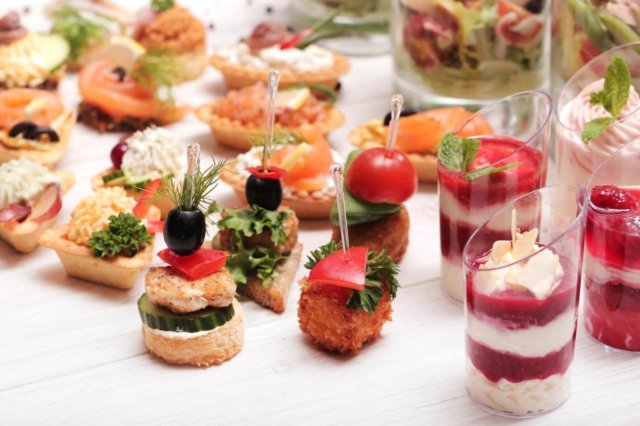 Hotel Elefantino Grey - Free Breakfast & Brunch Until 13-00 - Vicinissimi A Mirabilandia Milano Marittima Bagian luar foto